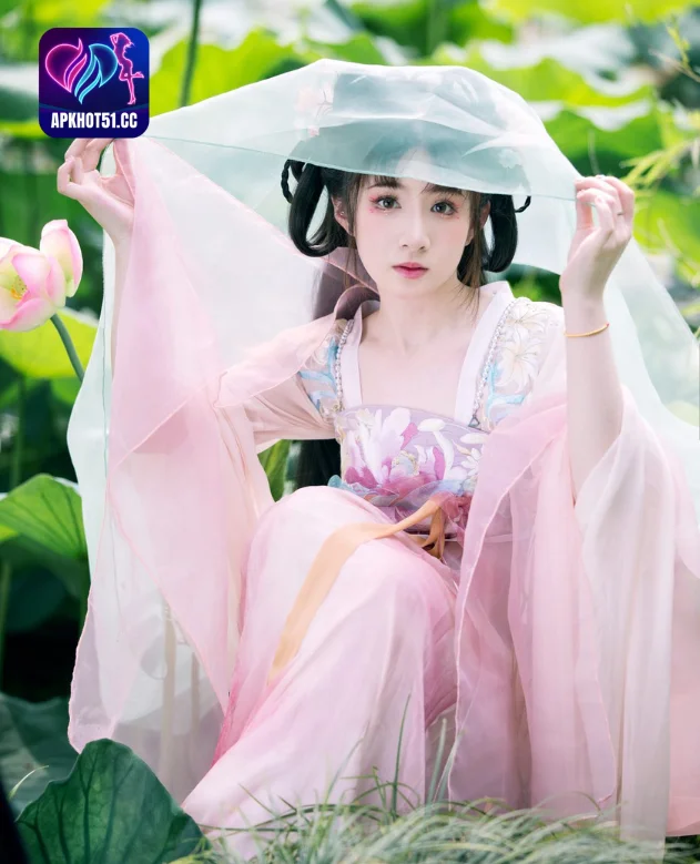 Read more about the article Misteri Keindahan Lionnn: Bintang Tiongkok di Hot51 yang Mempesona . The most beauty girl Goddess